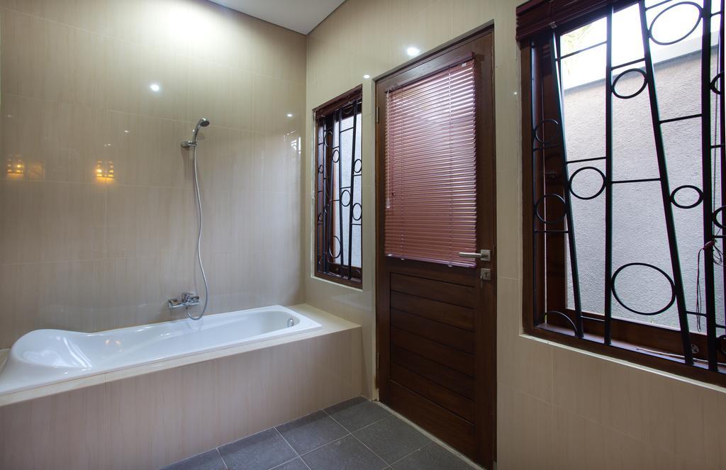 Villa The Bagus Kerobokan Exterior foto